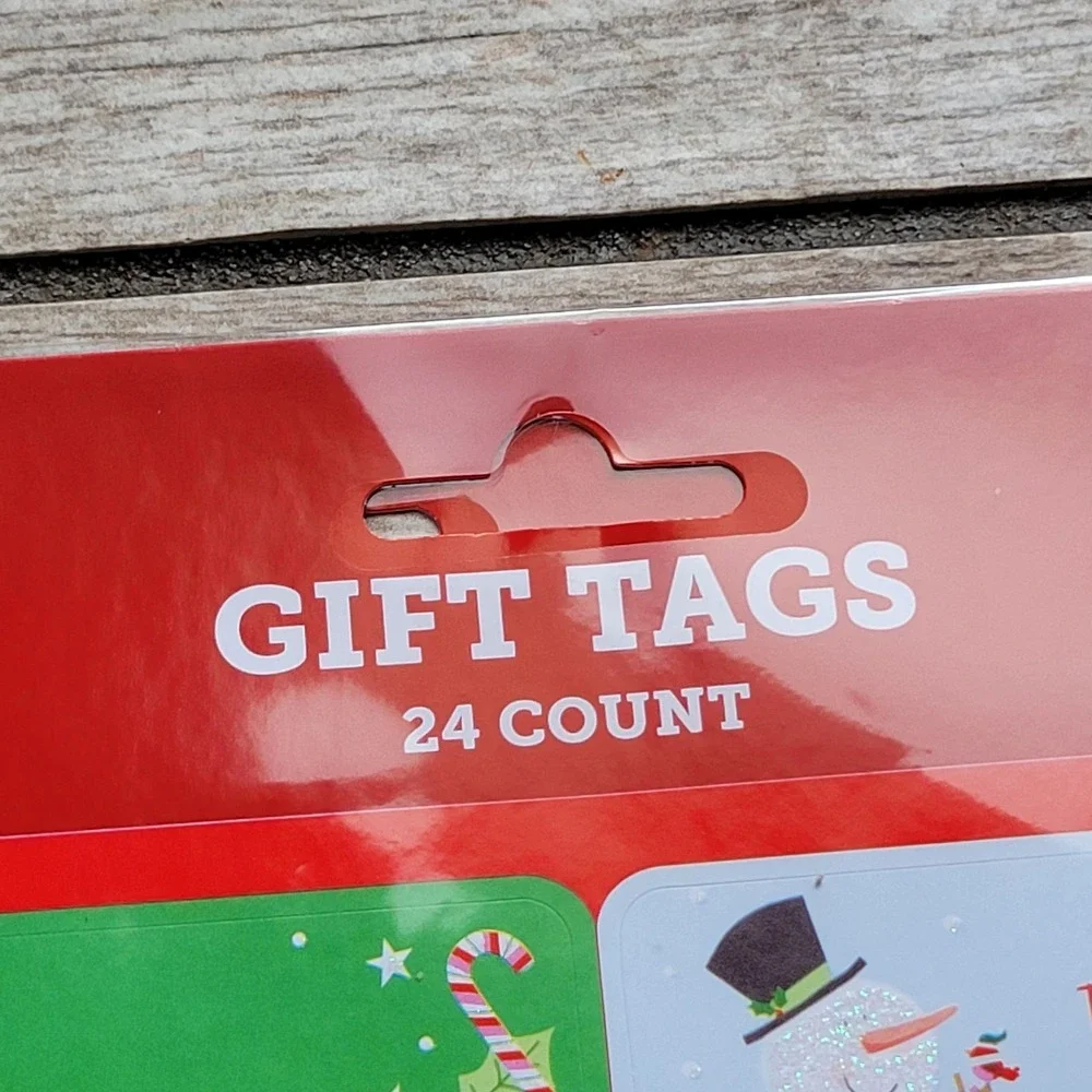 Lot Of 16 Packs Holiday Style Christmas Gift Tags 456 Total Stickers NEW